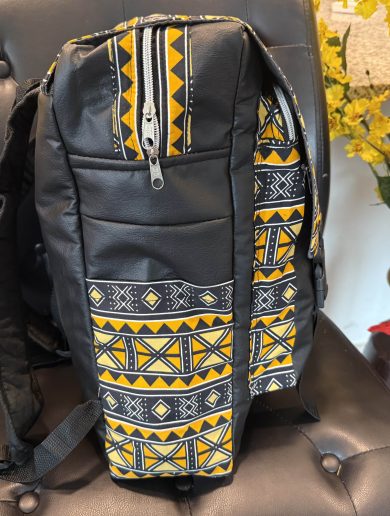 Ghanian Plade Black/brown/white